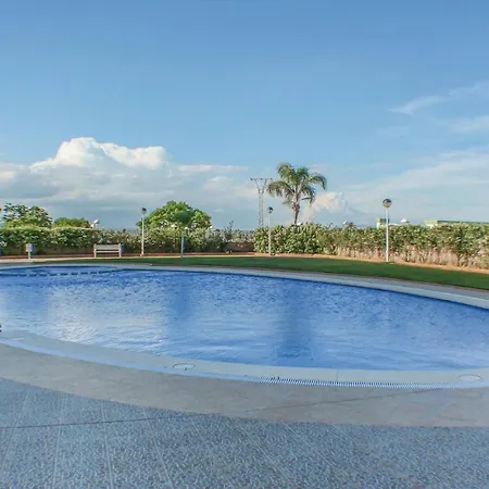 2 Bedroom Lovely In La Torre De La Sal Apartment *